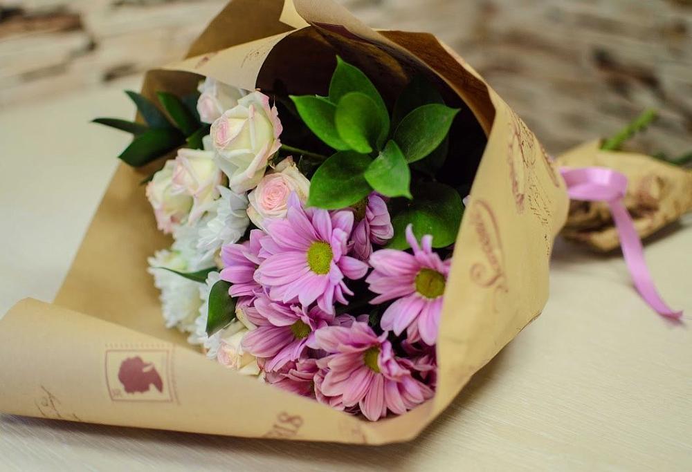 Букет цветов из: Розы и Хризантемы в Посёлок совхоза Красковский