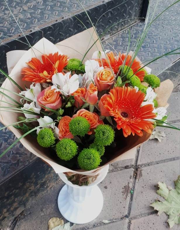 Букет цветов из: Герберы, Хризантемы, Альстромерии и Розы в Посёлок совхоза Красковский