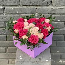 Цветочная композиция из Розы в коробке в Посёлок совхоза Красковский