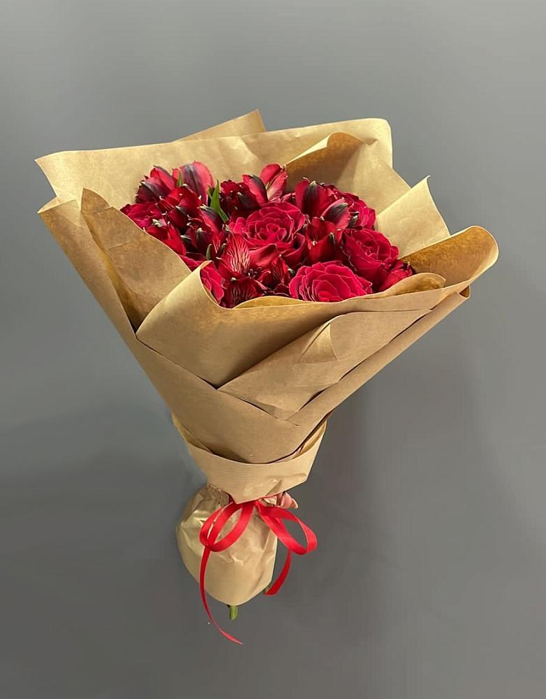 Букет цветов из: Альстромерии и Розы в Посёлок совхоза Красковский