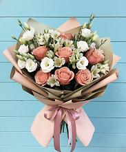 Букет цветов из:  Розы, Альстромерии и Лизиантусы в Посёлок совхоза Красковский