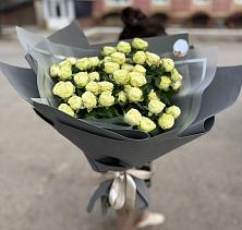 Букет Белые кустовые розы Солинеро в Посёлок совхоза Красковский