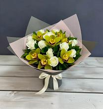 Букет цветов из:  Орхидеи и Розы в Посёлок совхоза Красковский