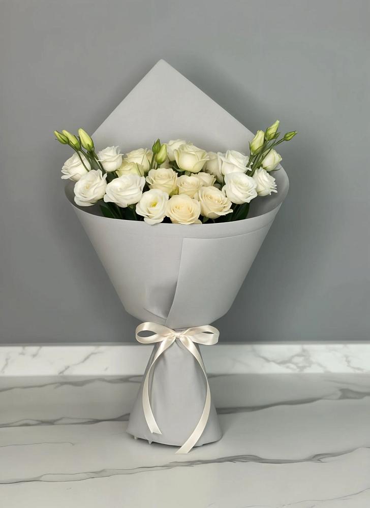 Букет цветов из: Розы и Лизиантусы в Посёлок совхоза Красковский