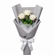 Букет 3 белые розы в Посёлок совхоза Красковский
