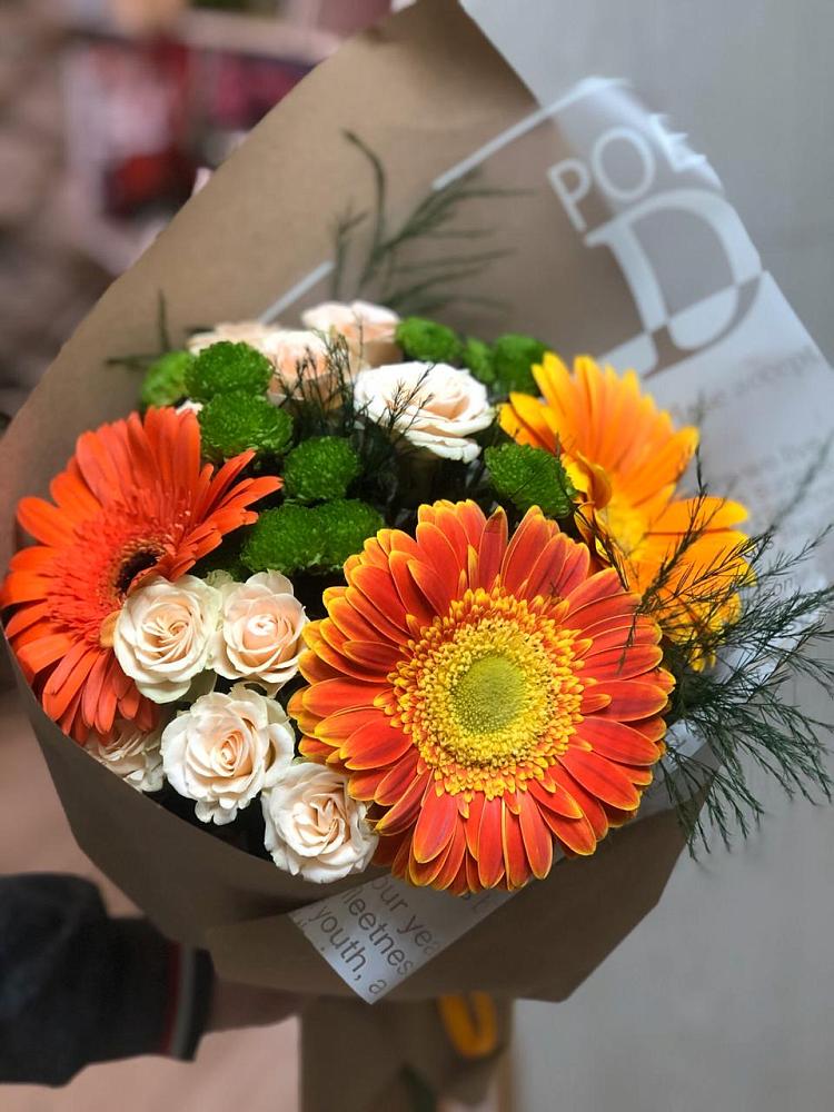 Букет цветов из: Герберы, Хризантемы и Розы в Посёлок совхоза Красковский