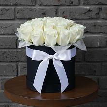 Цветочная композиция из Розы в шляпной коробке #REPLACE_PRED# Посёлок совхоза Красковский