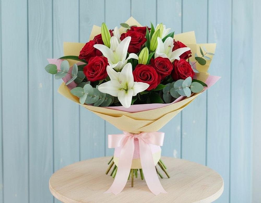 Букет цветов из: Лилии и Розы в Посёлок совхоза Красковский